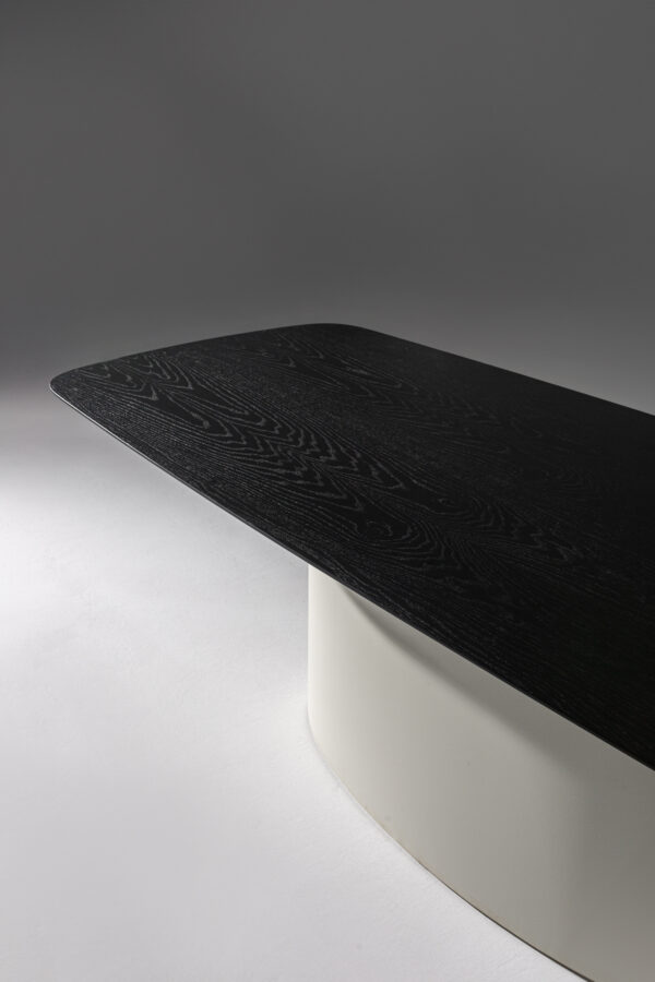 NEW YORK Dining Table - Image 7
